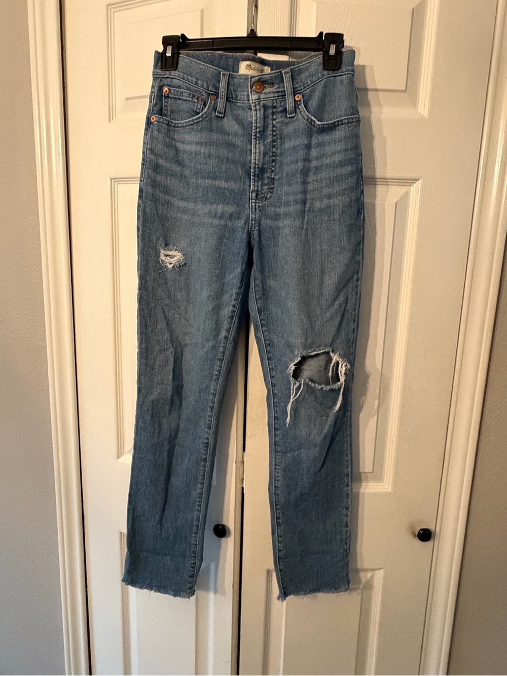 Madewell Light Blue Straight-Leg Jeans with Knee Rips